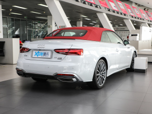 2021��Cabriolet 45 TFSI quattro ���x�Ӹ��� ���w���^