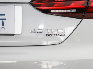 2021��Cabriolet 45 TFSI quattro ���x�Ӹ��� �������^