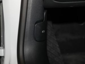 2021��Cabriolet 45 TFSI quattro ���x�Ӹ��� �п؅^