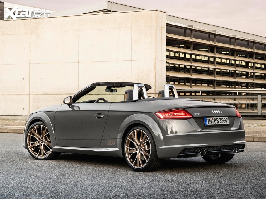 2021WTT Roadster TT Roadster bronze selection