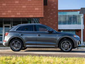 2021款55 TFSI e quattro S line 美国版 整体外观