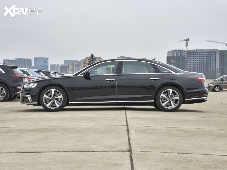 2021?yun)WA8Դ 60 TFSIe quattro