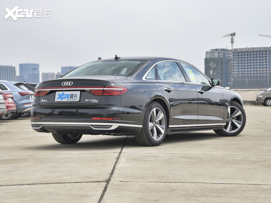 2021WA8Դ 60 TFSIe quattro