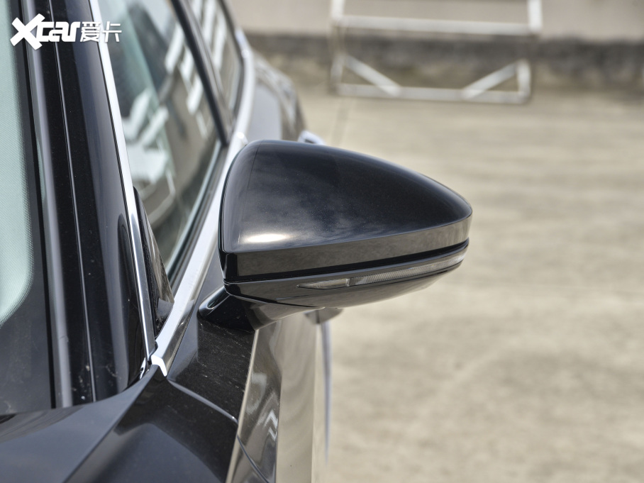 2021WA8Դ 60 TFSIe quattro