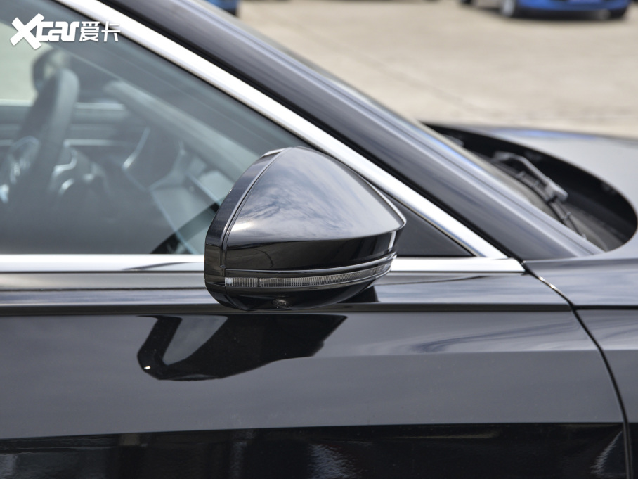 2021WA8Դ 60 TFSIe quattro