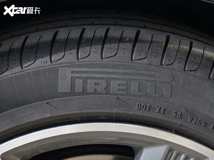 2021WA8Դ 60 TFSIe quattro