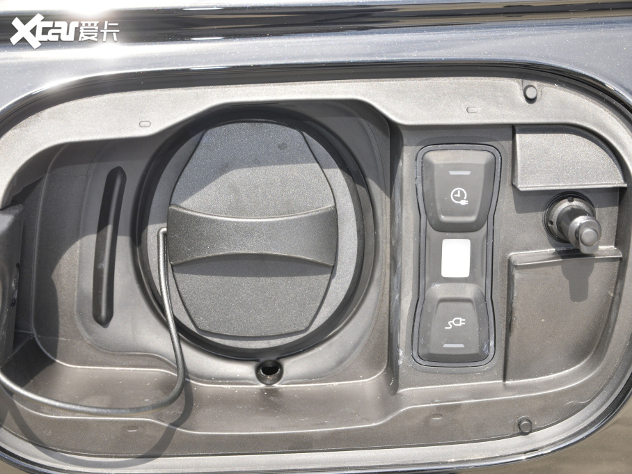 2021?yun)WA8Դ 60 TFSIe quattro