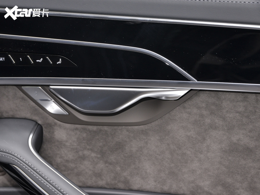 2021WA8Դ 60 TFSIe quattro