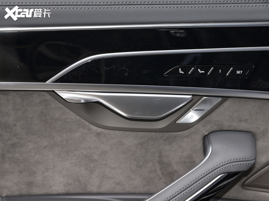 2021WA8Դ 60 TFSIe quattro