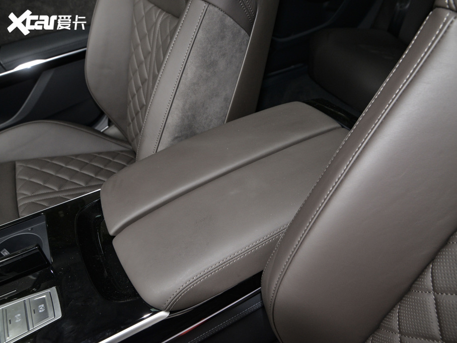 2021?yun)WA8Դ 60 TFSIe quattro