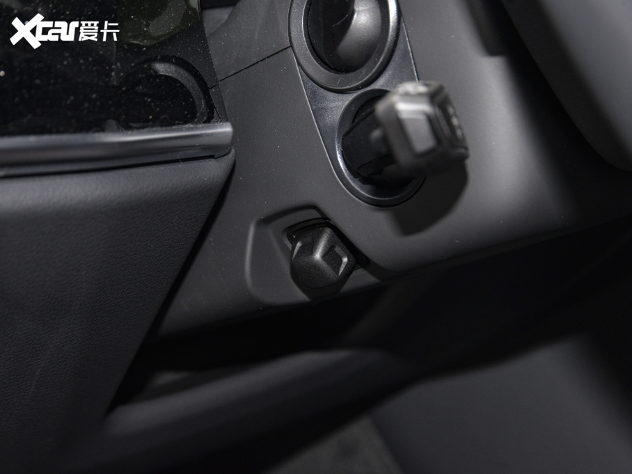 2021WA8Դ 60 TFSIe quattro