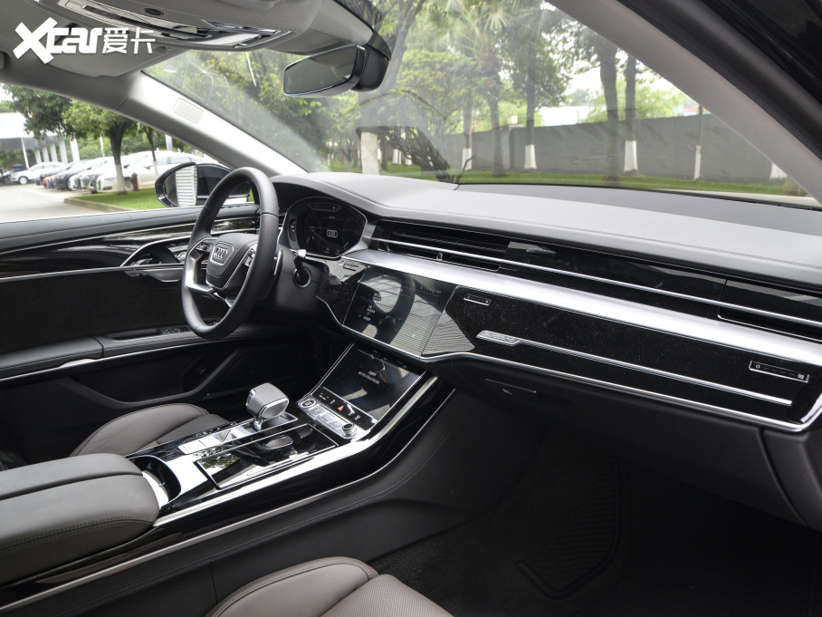 2021WA8Դ 60 TFSIe quattro