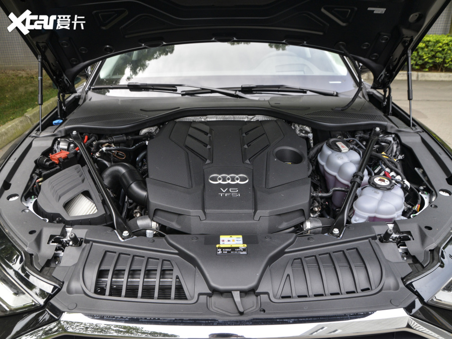 2021?yun)WA8Դ 60 TFSIe quattro