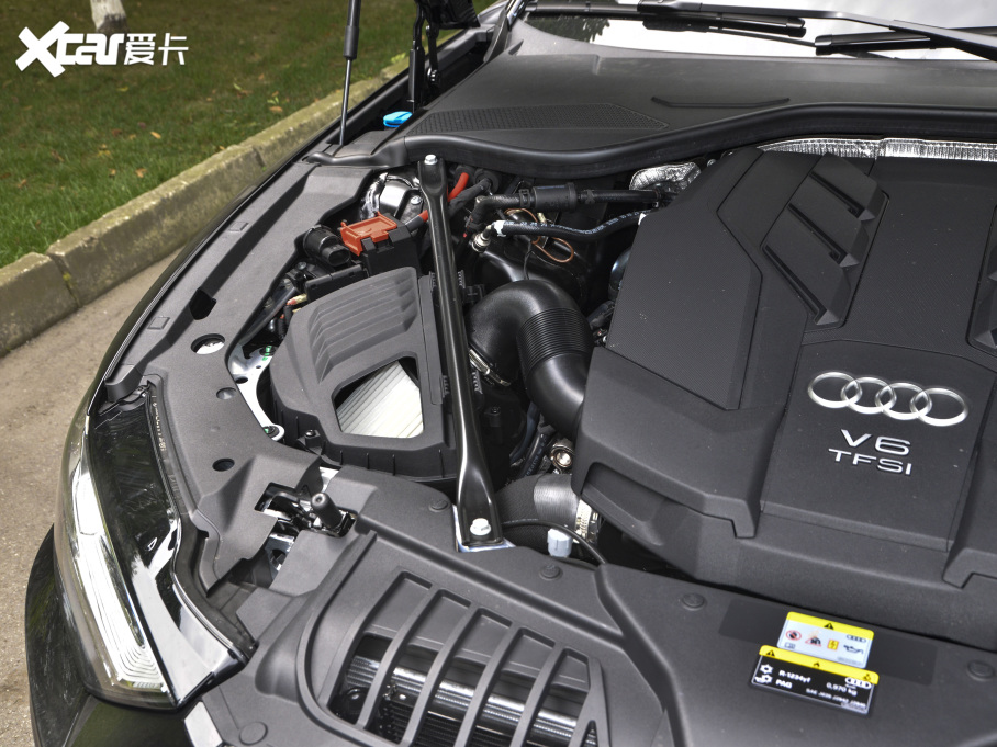 2021WA8Դ 60 TFSIe quattro