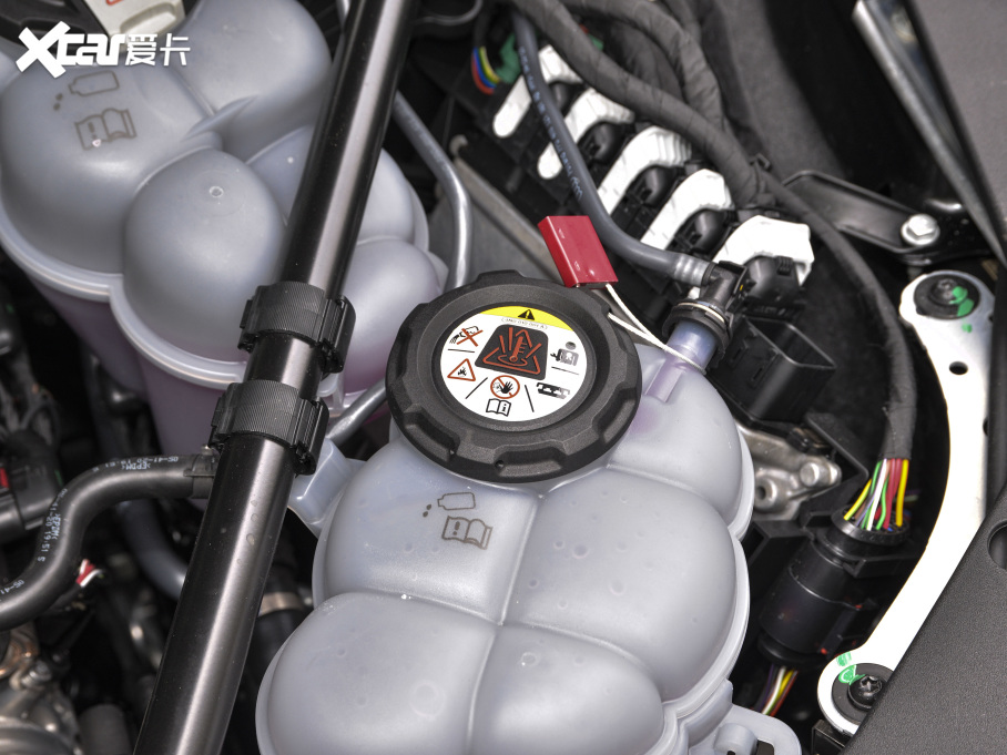 2021WA8Դ 60 TFSIe quattro