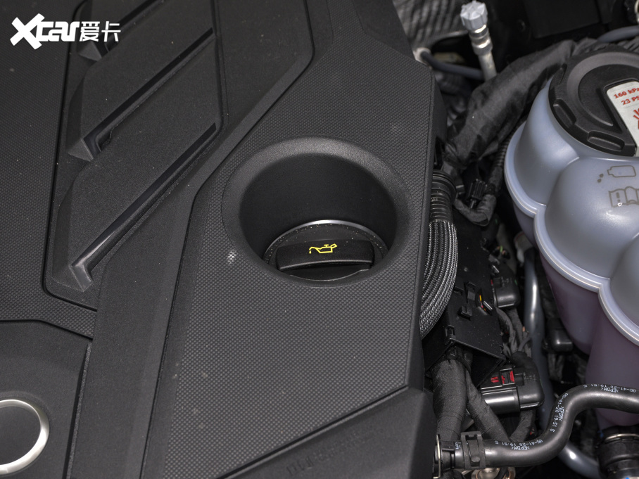 2021WA8Դ 60 TFSIe quattro