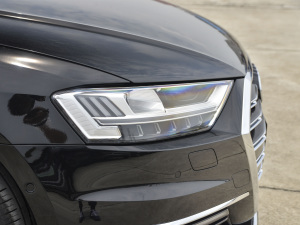 202160 TFSIe quattro ^