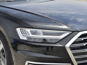 202160 TFSIe quattro ^