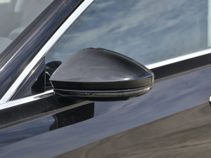 202160 TFSIe quattro ^