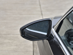 202160 TFSIe quattro ^