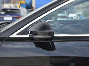 202160 TFSIe quattro ^