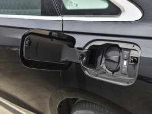 202160 TFSIe quattro ^