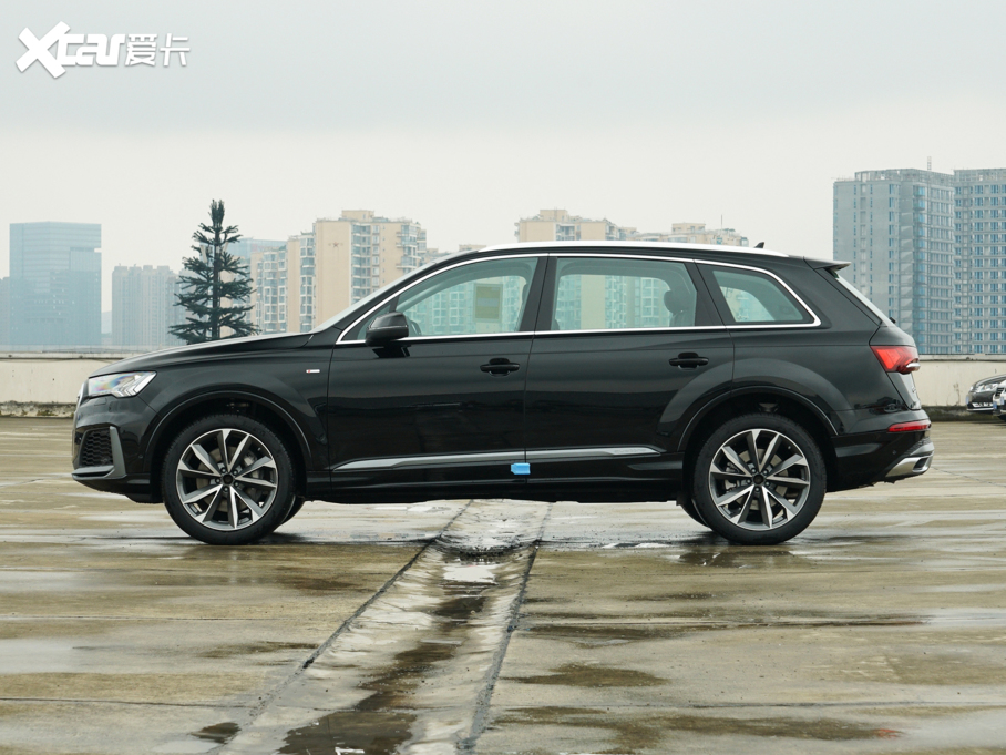 2022WQ7 55 TFSI quattro S line\