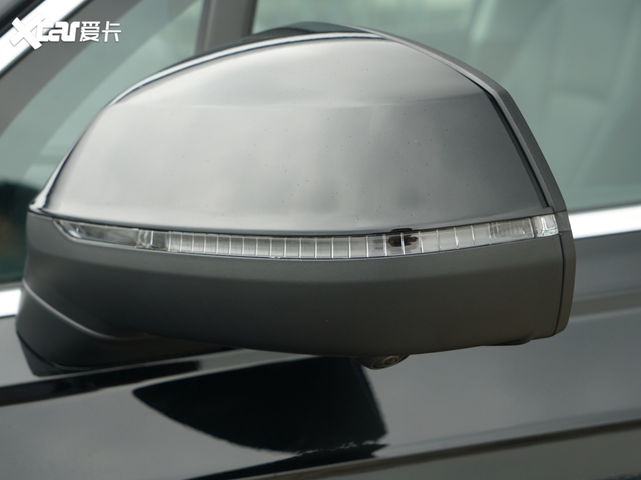 2022��W��Q7 55 TFSI quattro S line�\����