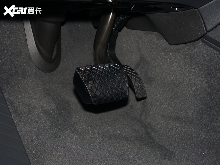 2022?yun)WQ7 55 TFSI quattro S lineF