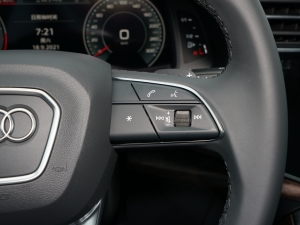 202245 TFSI quattro S line\ п؅^