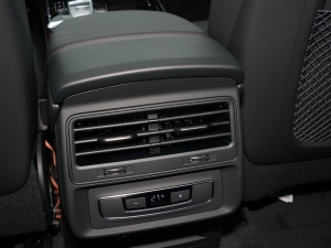 202245 TFSI quattro S line\ п؅^(q)