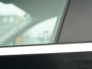 202255 TFSI quattro S line\ ^