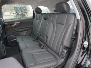 202255 TFSI quattro S line\ 