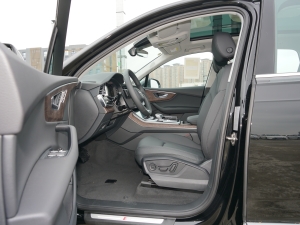 202255 TFSI quattro S line\ ǰſg