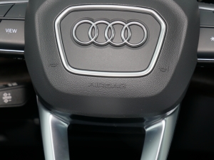 202255 TFSI quattro S line\ п؅^