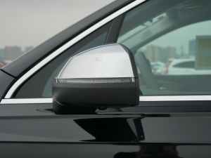 202255 TFSI quattro S lineF ^