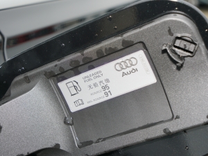 202255 TFSI quattro S lineF ^