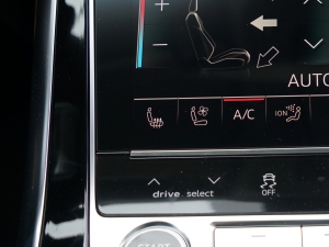 202255 TFSI quattro S lineF g