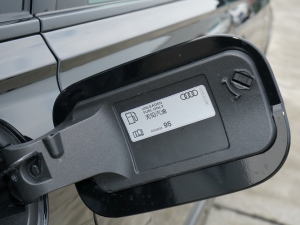 202255 TFSI quattro S lineѩ\Ӱ ^