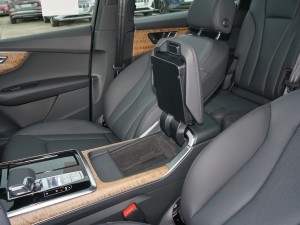 202255 TFSI quattro S lineѩ\Ӱ g