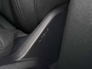 202255 TFSI quattro S lineѩ\Ӱ п؅^