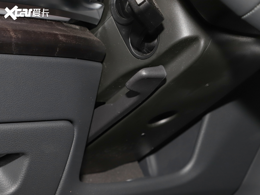 2022��W��Q8 45 TFSI ���x�Ӹ���