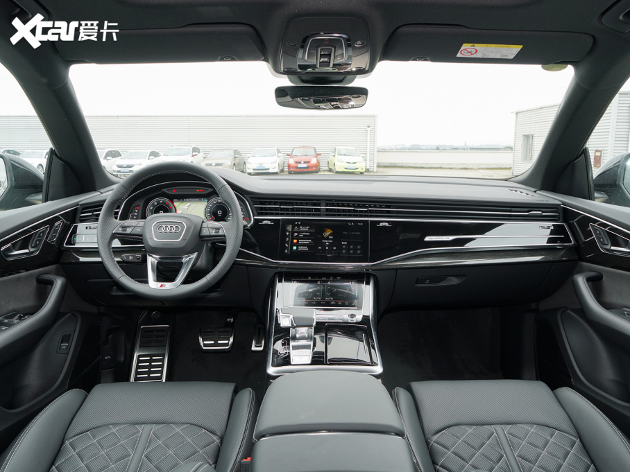 2022��W��Q8 55 TFSI ���x�Ӹ���