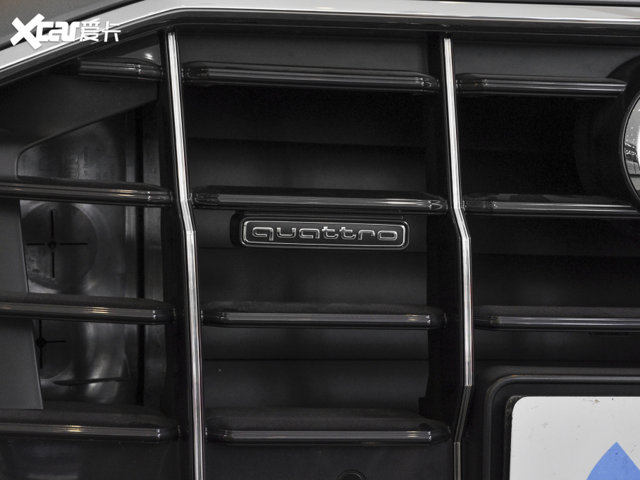 2022��W��Q8 45 TFSI ���A�Ӹ���