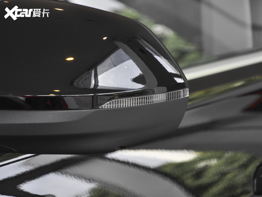 2022��W��Q8 45 TFSI ���A�Ӹ���