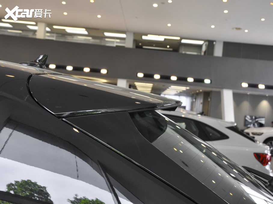 2022��W��Q8 45 TFSI ���A�Ӹ���