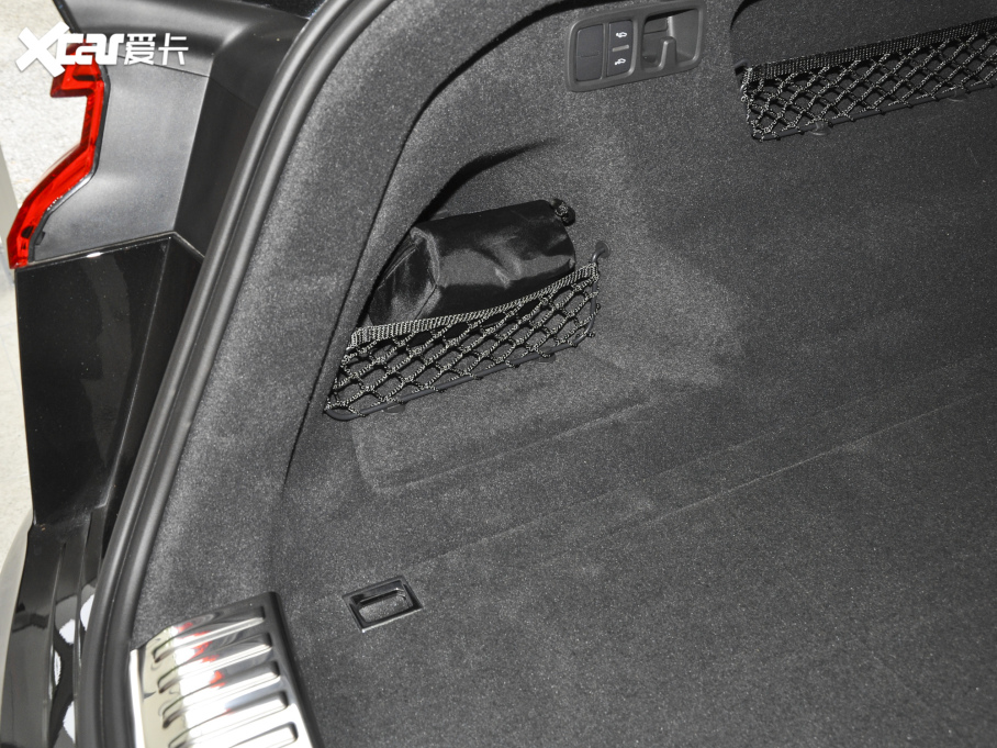 2022��W��Q8 45 TFSI ���A�Ӹ���