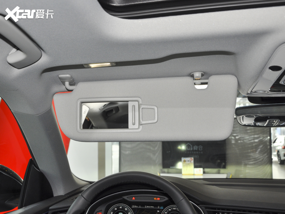 2022��W��Q8 45 TFSI ���A�Ӹ���