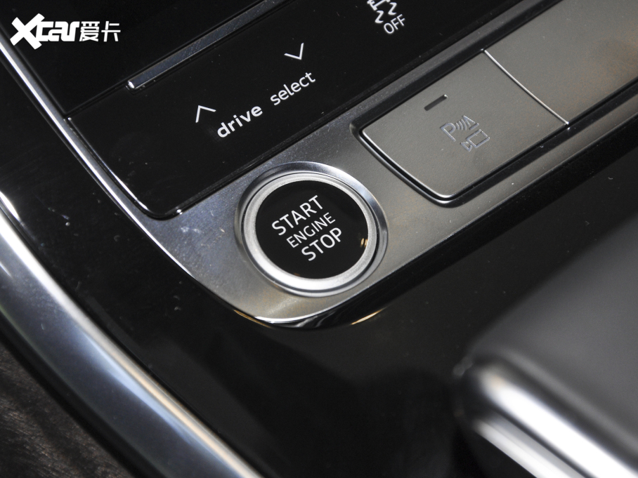 2022��?yu��n)W��Q8 45 TFSI ���A��(d��ng)����