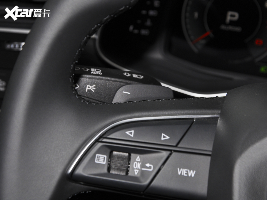 2022��W��Q8 45 TFSI ���A�Ӹ���